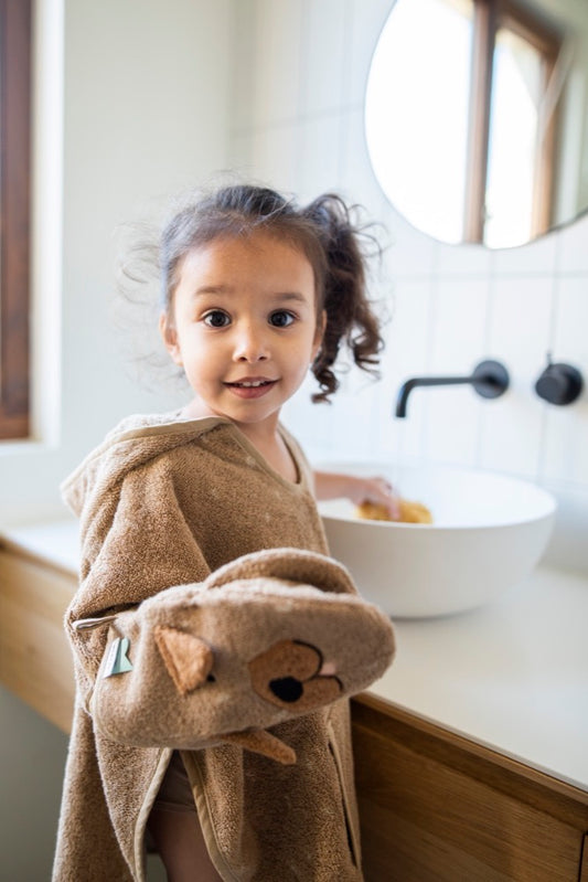 Super water-absorbent bathing ponchos